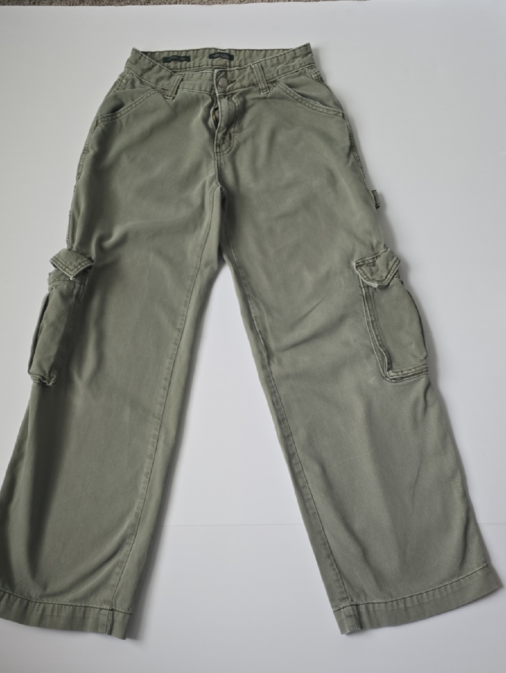 Woman's Olive Green  Baggy Cargo Pants